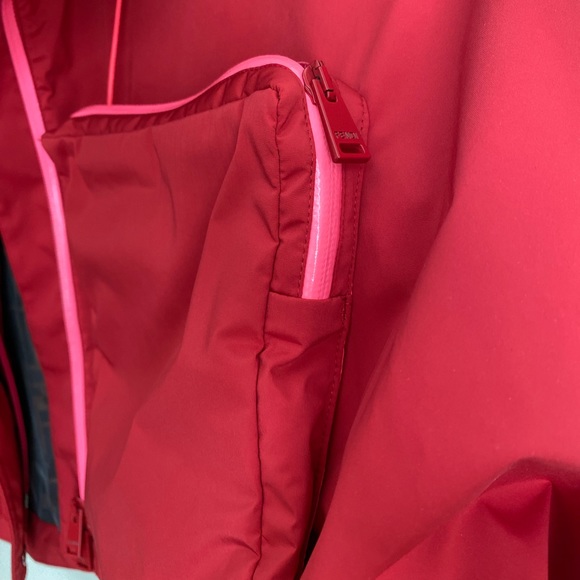 Like new FENDI Roma Amor Short Hooded Parka In Red $1,980 38 XS - Picture 6 of 15